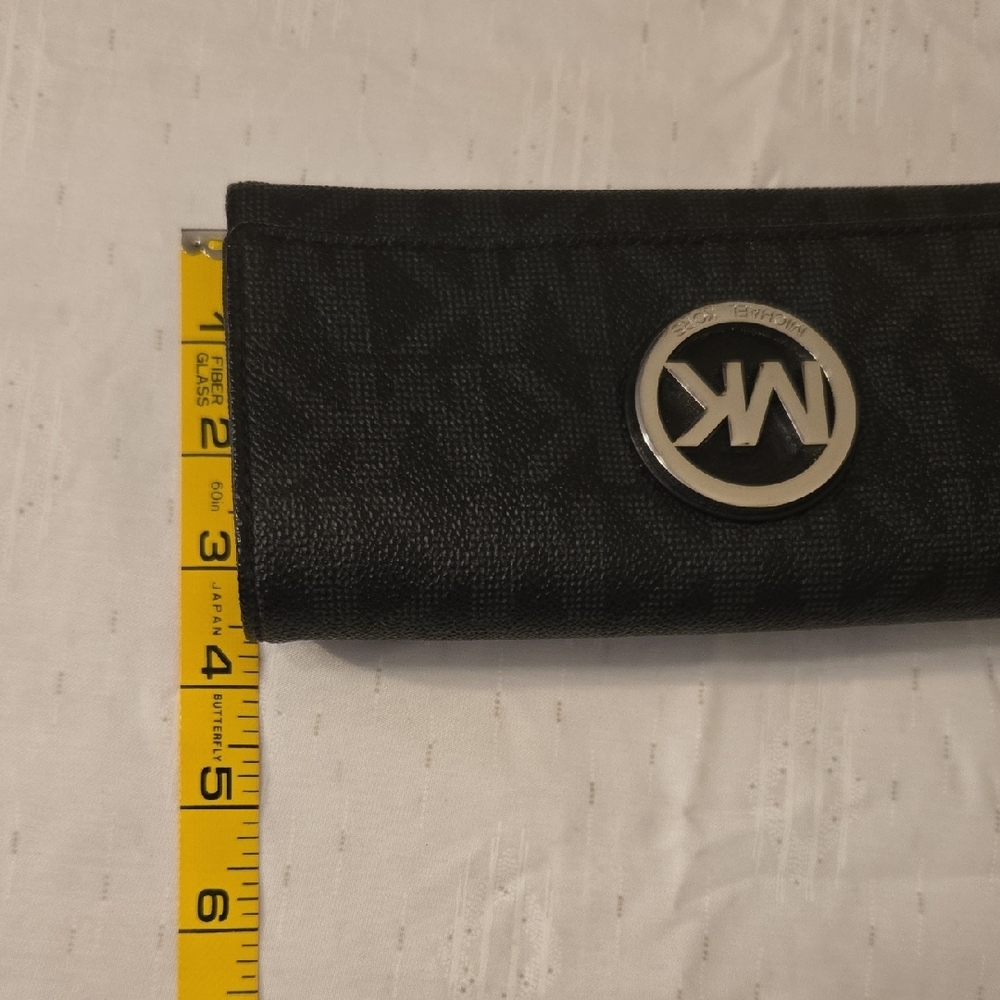 Michael Kors Black Textured Wallet - Picture 11 of 11